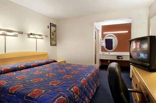 6-fresno, Ca 2*