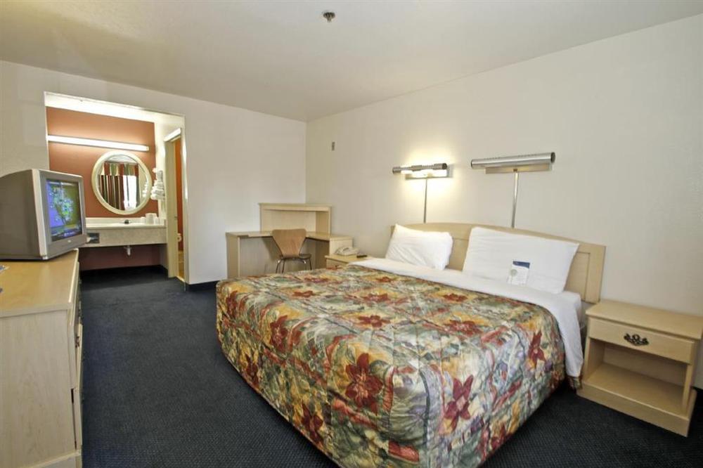 6-fresno, Ca 2* Fresno