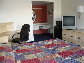 Hotel 6-fresno, Ca 2*